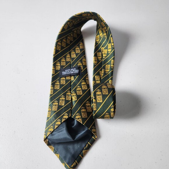 NWOT Vintage 100% Silk Tie – Green & Gold Clocktower Crest Made in Great Britain - Picture 3 of 4